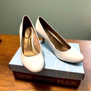 White Low Pumps